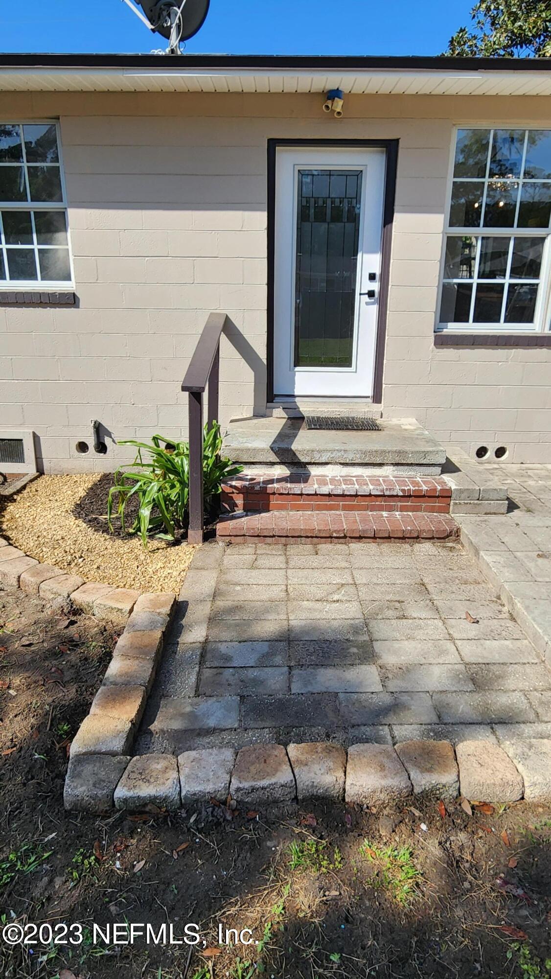845 Ibis Road Jacksonville, FL 32216 - Photo 38 of 40 Backdoor