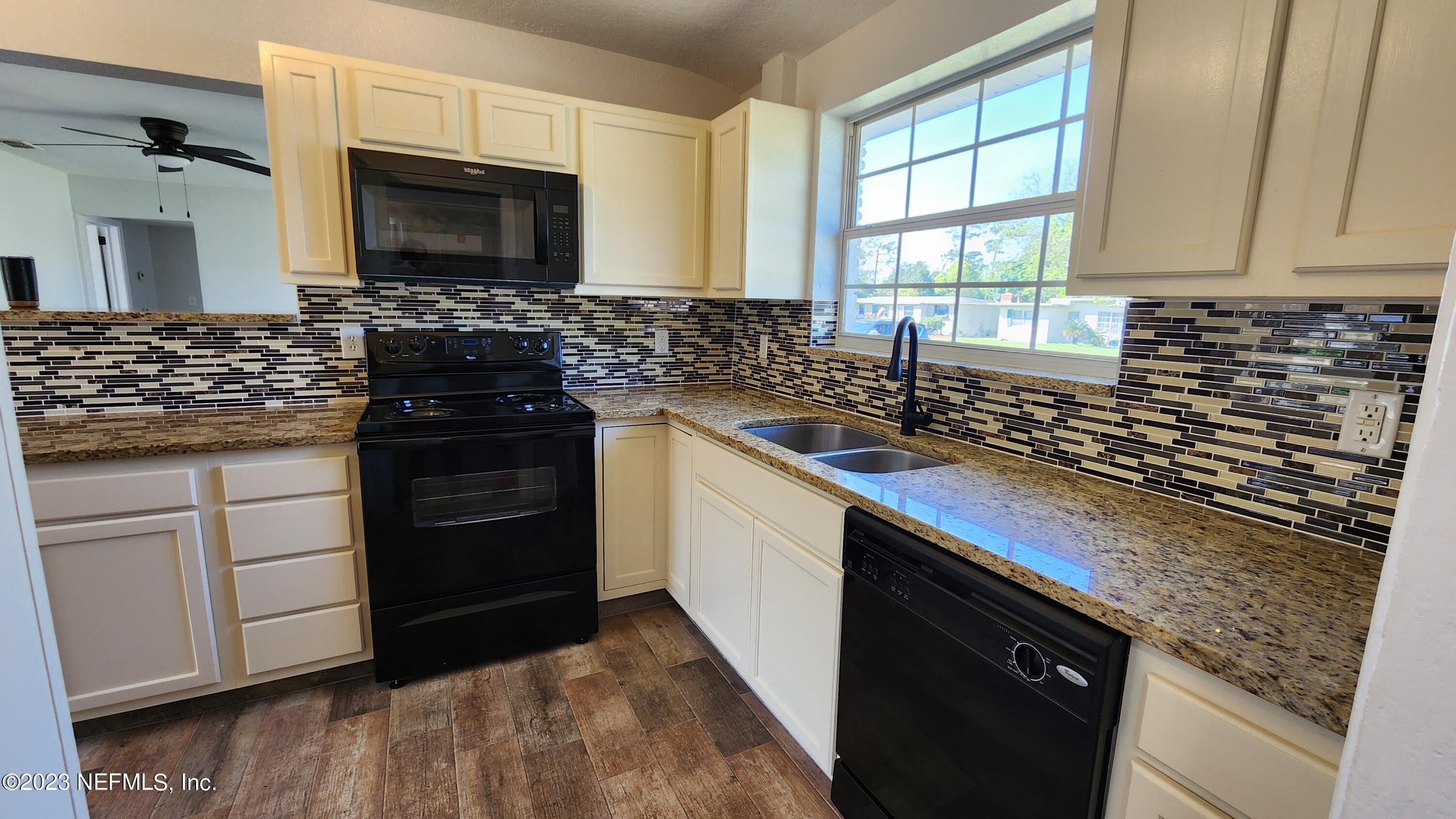 845 Ibis Road Jacksonville, FL 32216 - Photo 10 of 40 Kitchen