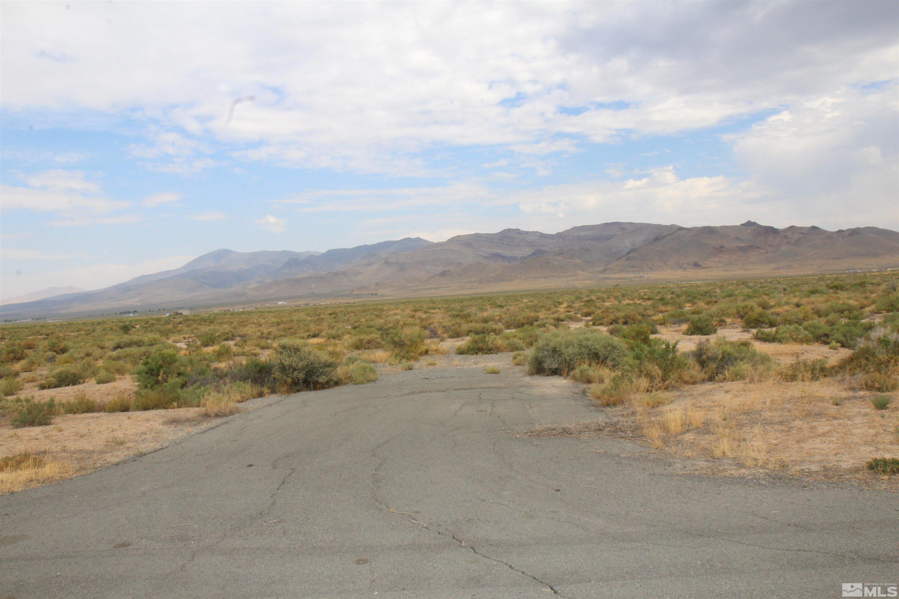 5555 Aerie Way Reno, NV 89510 - Photo 16 of 19 Photo 16