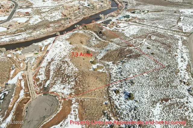 a view of outdoor space and city view