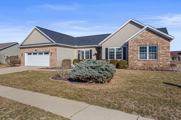 $499,000 | 1808 South Orchard Drive, Mahomet, IL 61853