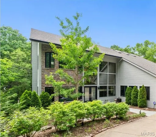 $1,750,000 | 400 Gabriel Drive, Kirkwood, MO 63122