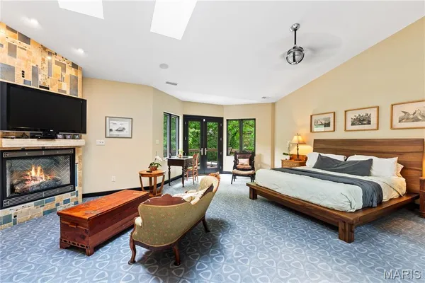 $1,750,000 | 400 Gabriel Drive, Kirkwood, MO 63122