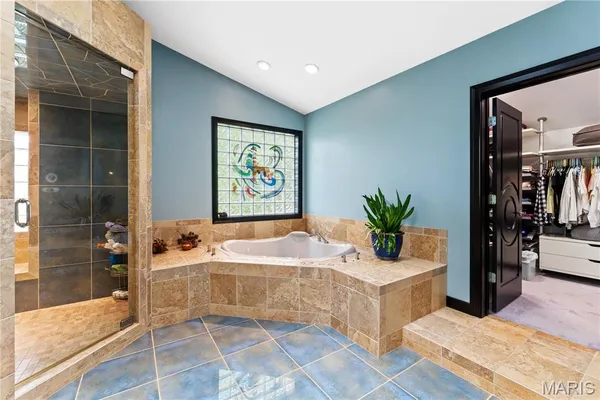 $1,750,000 | 400 Gabriel Drive, Kirkwood, MO 63122
