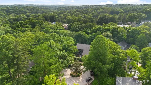 $1,750,000 | 400 Gabriel Drive, Kirkwood, MO 63122