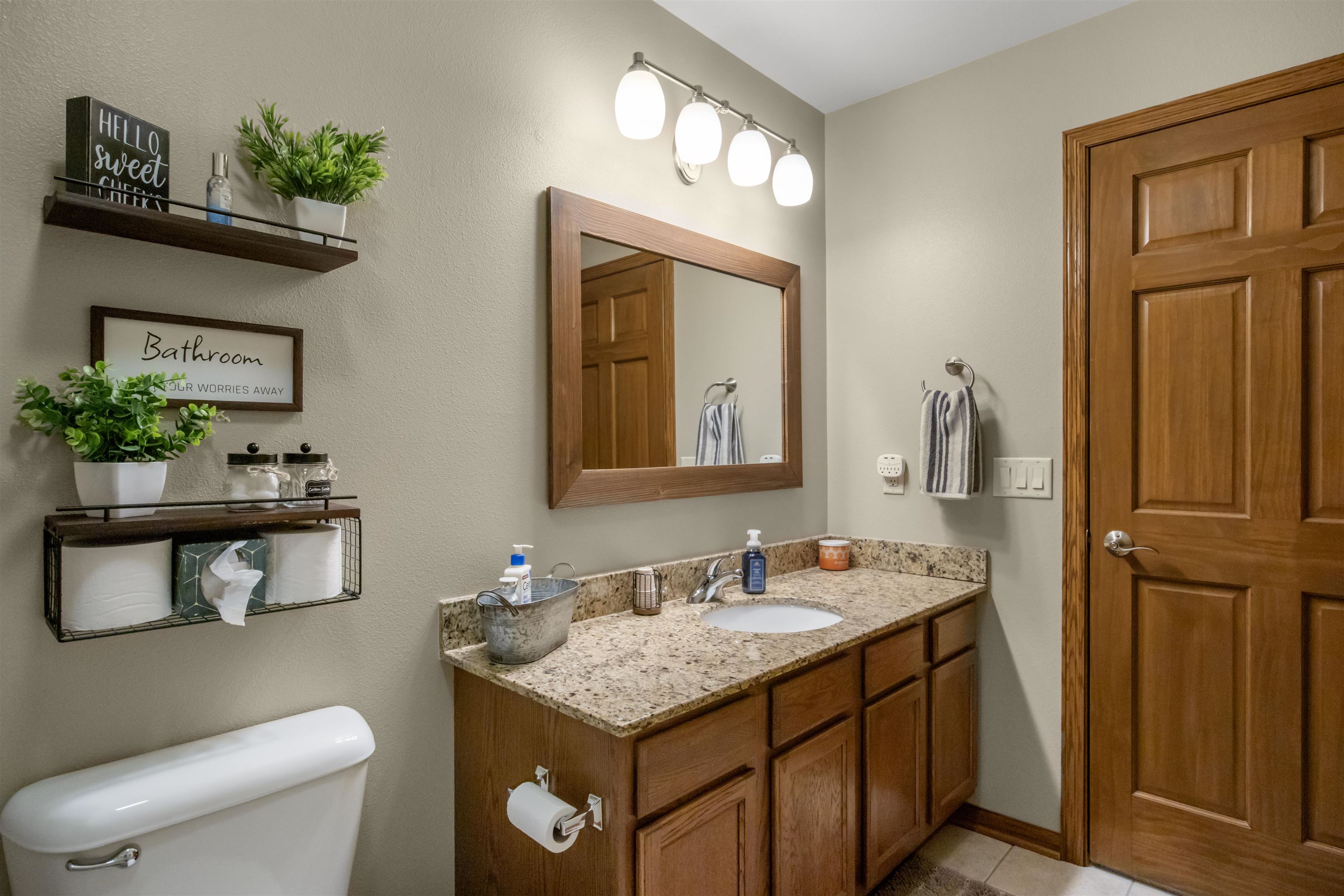 1028 20th Street, Unit 3 Prairie du Sac, WI 53578 - Photo 27 of 49