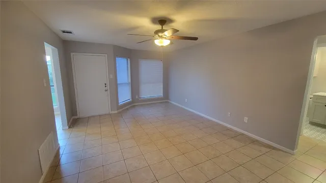 $1,695 | 9110 Sedgemoor Trail, Unit A, Austin, TX 78748