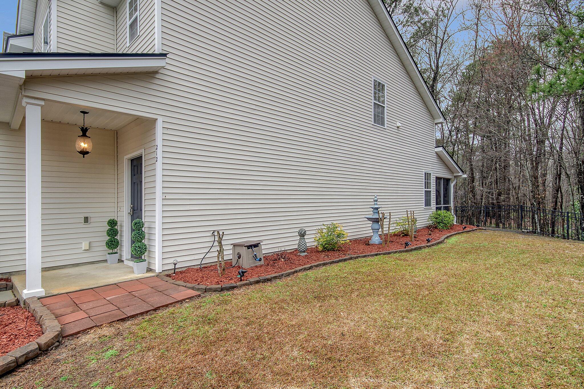212 Brookshire Road Goose Creek, SC 29445 - Photo 7 of 45 9