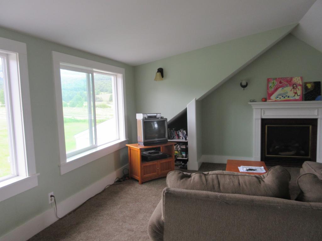 878 Ridge Road Kirby, VT 05851 - Photo 19 of 22 Gallery Image 19