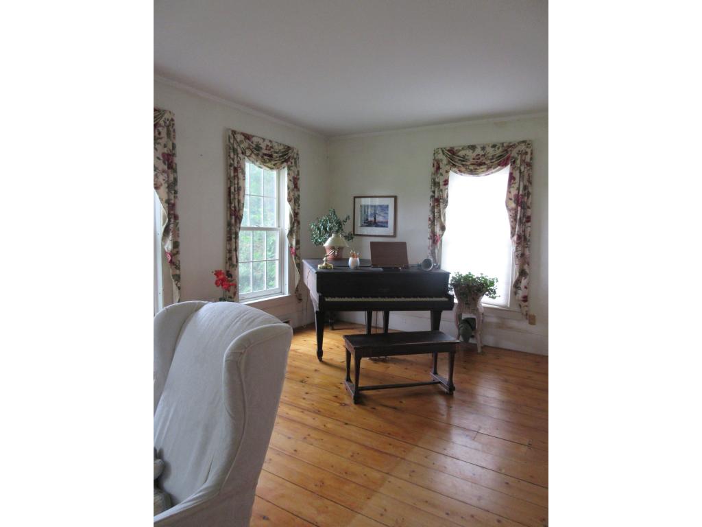 878 Ridge Road Kirby, VT 05851 - Photo 9 of 22 Gallery Image 9
