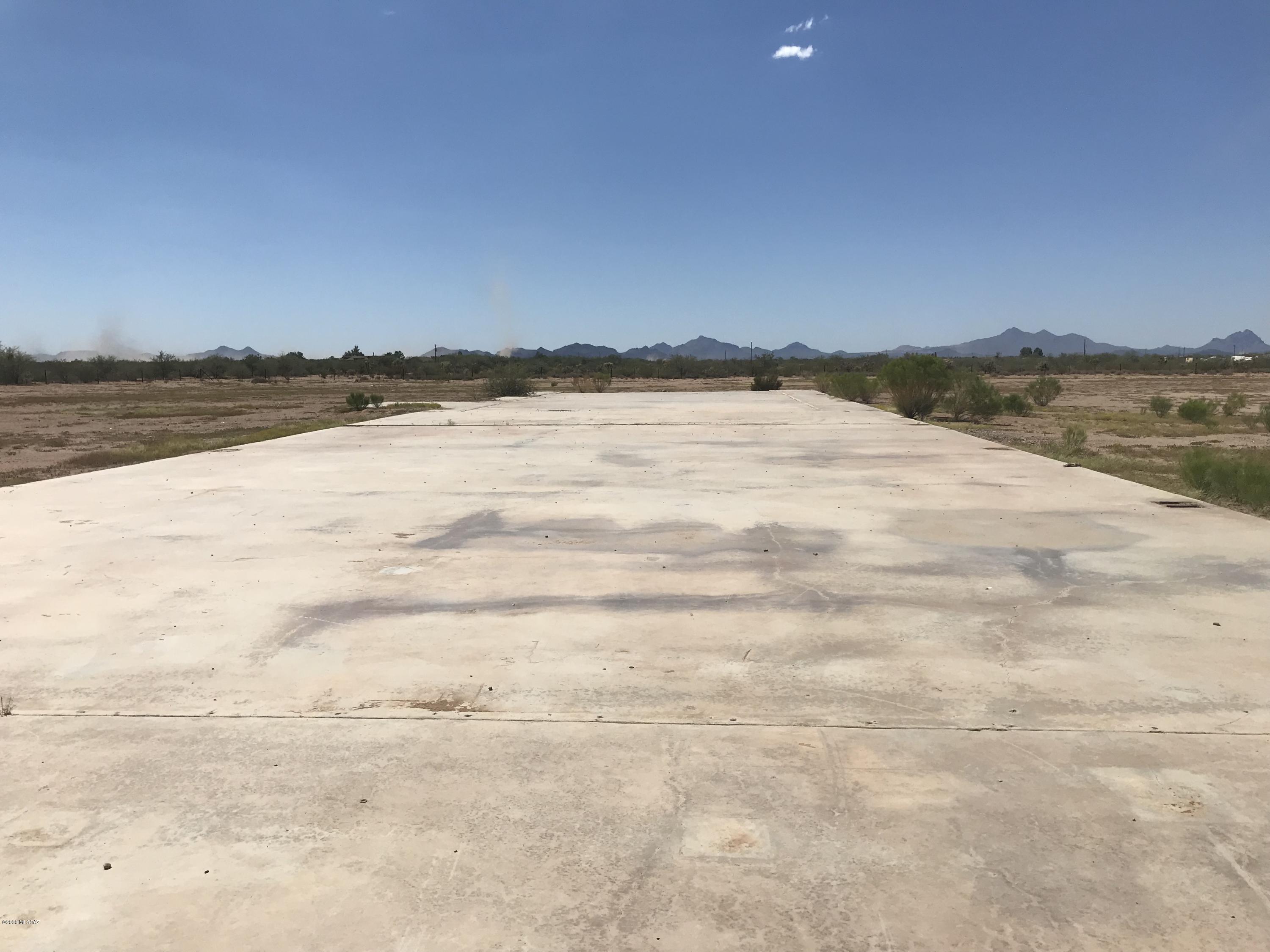 7855 North Avra Road Tucson, AZ 85743 - Photo 9 of 12 Gallery Image 9