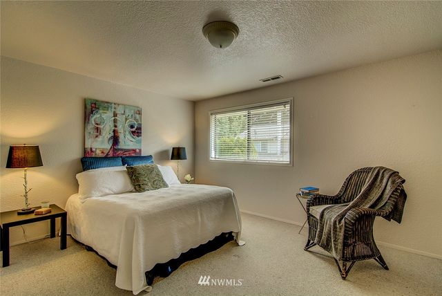 $390,000 | 13132 113th Place Northeast, Kirkland, WA 98034