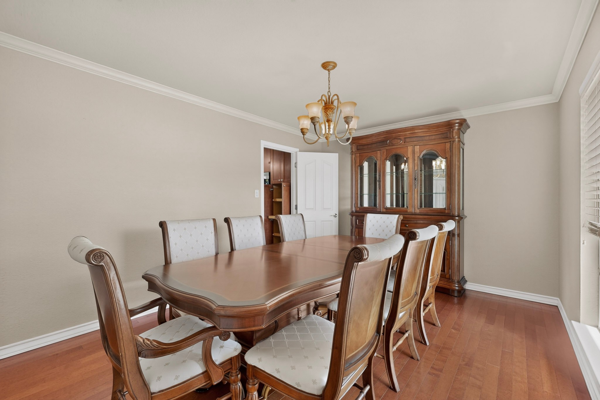 350 Richard Road Georgetown, TX 78626 - Photo 10 of 31 Has chandelier and crown molding