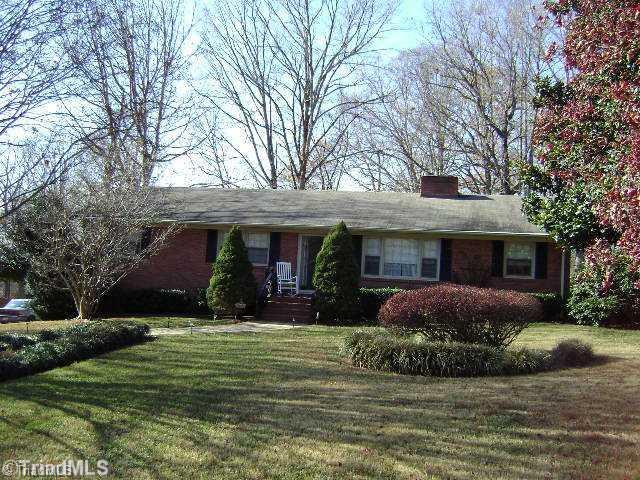 1620 Bright Leaf Road Pfafftown, NC 27040 - Photo 1 of 16 Exterior Front. Front of property.