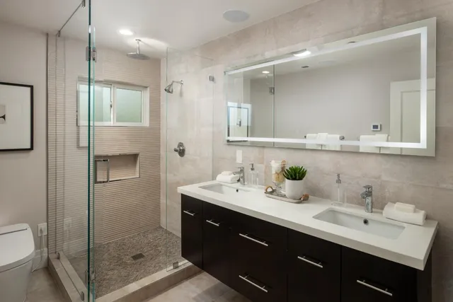 $6,950,000 | 212 Oak Grove Avenue, Atherton, CA 94027