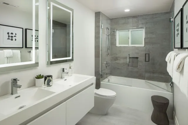 $6,950,000 | 212 Oak Grove Avenue, Atherton, CA 94027