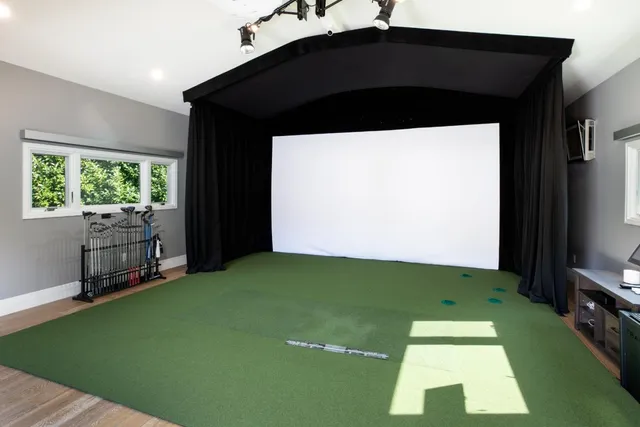 $6,950,000 | 212 Oak Grove Avenue, Atherton, CA 94027