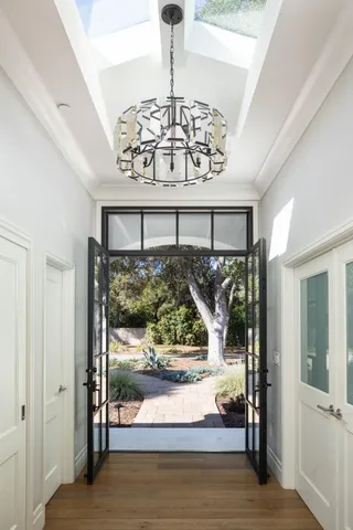 $6,950,000 | 212 Oak Grove Avenue, Atherton, CA 94027