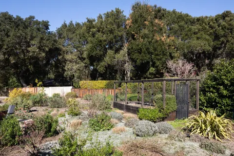 $6,950,000 | 212 Oak Grove Avenue, Atherton, CA 94027