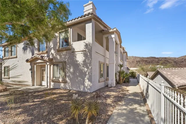 $325,000 | 262 Bighorn Drive, Boulder City, NV 89005