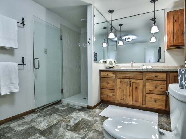 9470 Country Club Road Minocqua, WI 54548 - Photo 14 of 20 Gallery Image 14