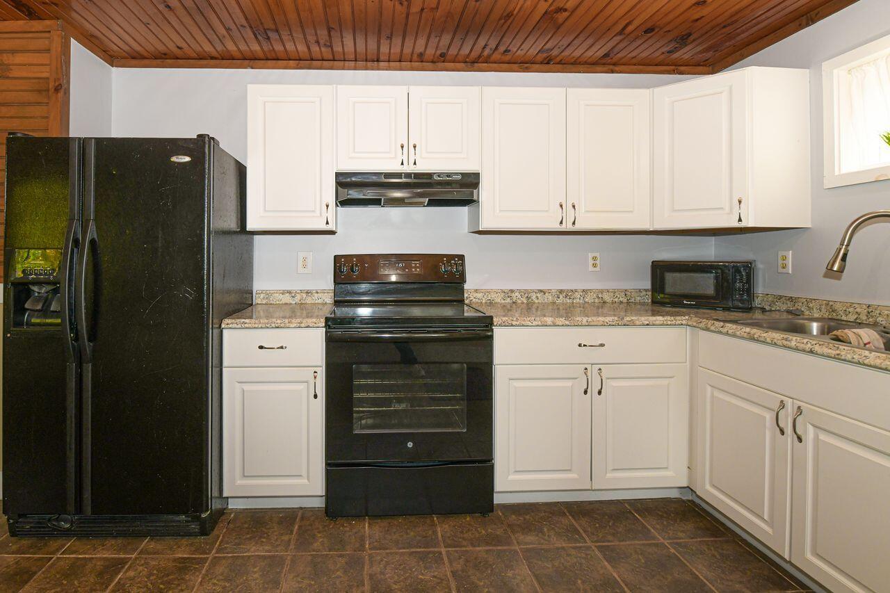 561 Harrison Road Naples, ME 04055 - Photo 7 of 38 Nielsen 30