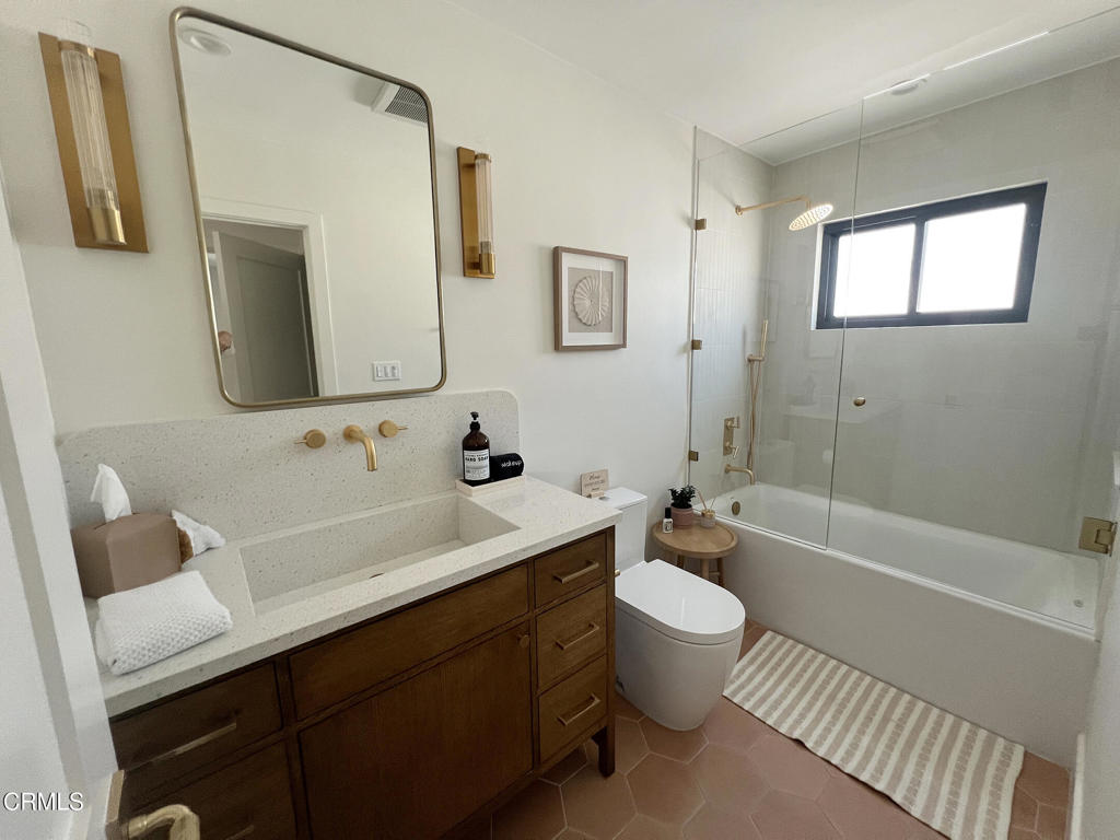 5135 West Wooley Road Oxnard, CA 93035 - Photo 18 of 25