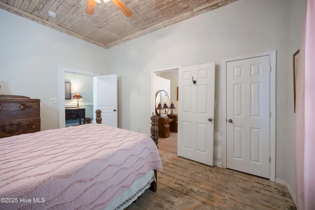 $330,000 | 1560 Register-Sutton Road, Rose Hill, NC 28458