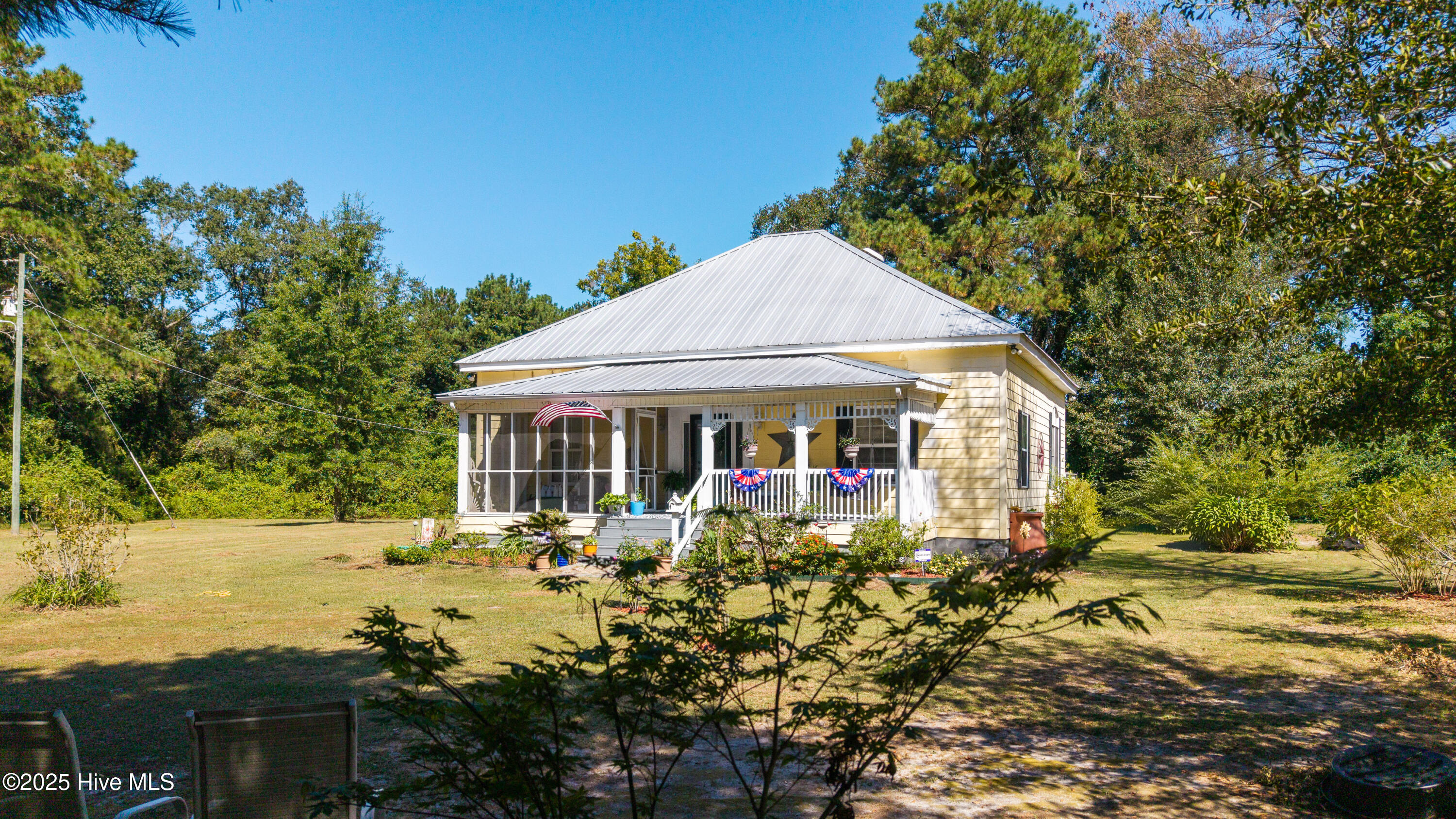 1560 Register-Sutton Road Rose Hill, NC 28458 - Photo 2 of 47 1560 Register Sutton Rd4