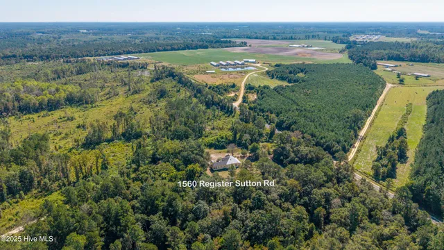 $330,000 | 1560 Register-Sutton Road, Rose Hill, NC 28458