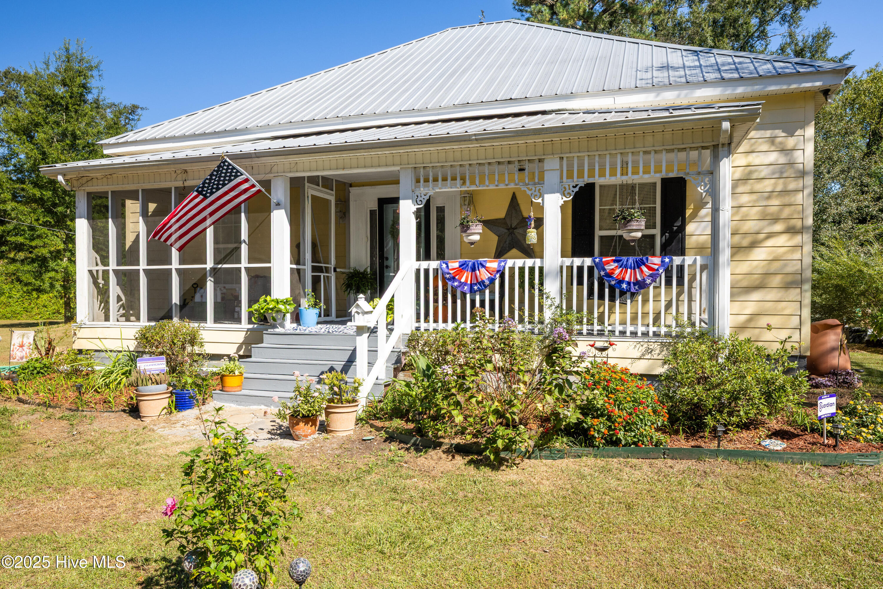 1560 Register-Sutton Road Rose Hill, NC 28458 - Photo 6 of 47 1560 Register Sutton Rd6