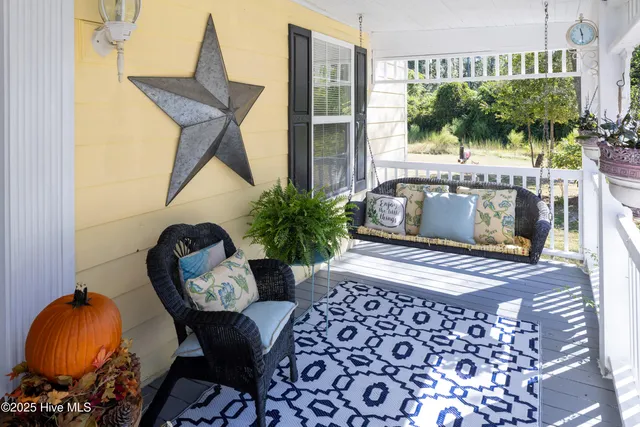 $330,000 | 1560 Register-Sutton Road, Rose Hill, NC 28458