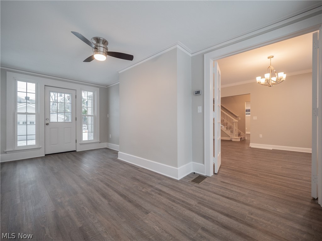 2796 Coleridge Road Cleveland, OH 44118 - Photo 7 of 35