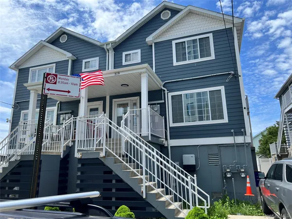 $1,950 | 319 Beach 36th Street | Edgemere