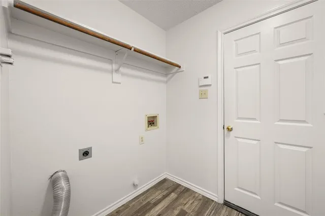 $1,995 | 1417 Warwick Drive, Lancaster, TX 75134