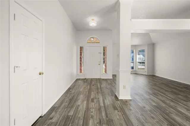 $1,995 | 1417 Warwick Drive, Lancaster, TX 75134