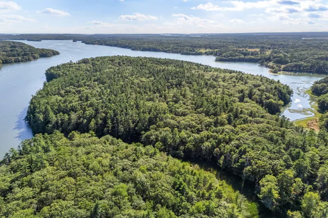 $1,375,000 | Lot 27 Howards Point Lane, Brunswick, ME 04011