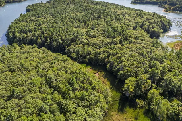 $1,375,000 | Lot 27 Howards Point Lane, Brunswick, ME 04011