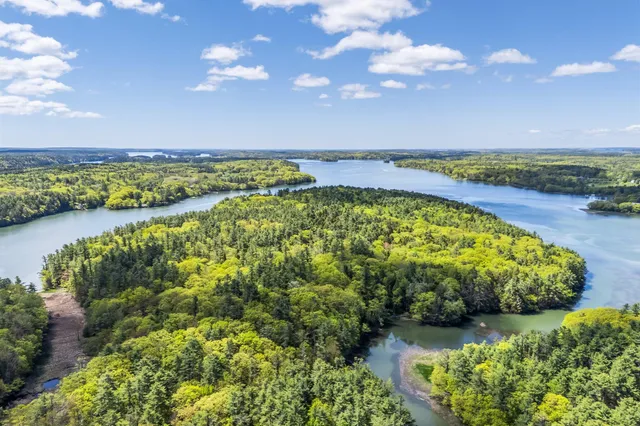 $1,375,000 | Lot 27 Howards Point Lane, Brunswick, ME 04011