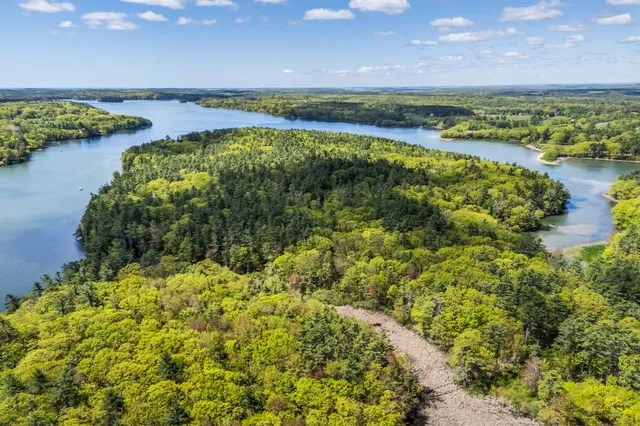 $1,375,000 | Lot 27 Howards Point Lane, Brunswick, ME 04011
