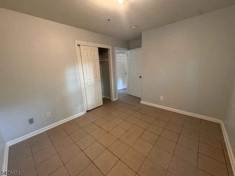 807 South 14th Street Newark, NJ 07108 - Photo 6 of 10