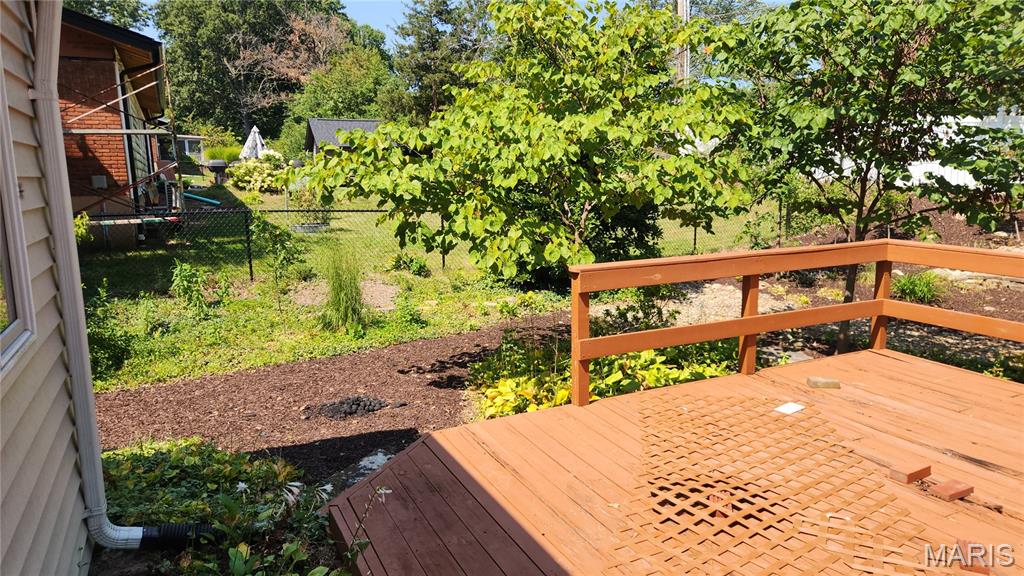 549 Scottsdale Road St. Louis, MO 63122 - Photo 9 of 20 Gallery Image 9