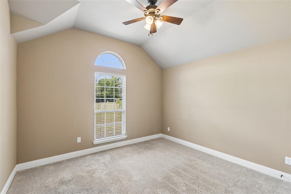 6001 Michael Road Sanger, TX 76266 - Photo 15 of 39