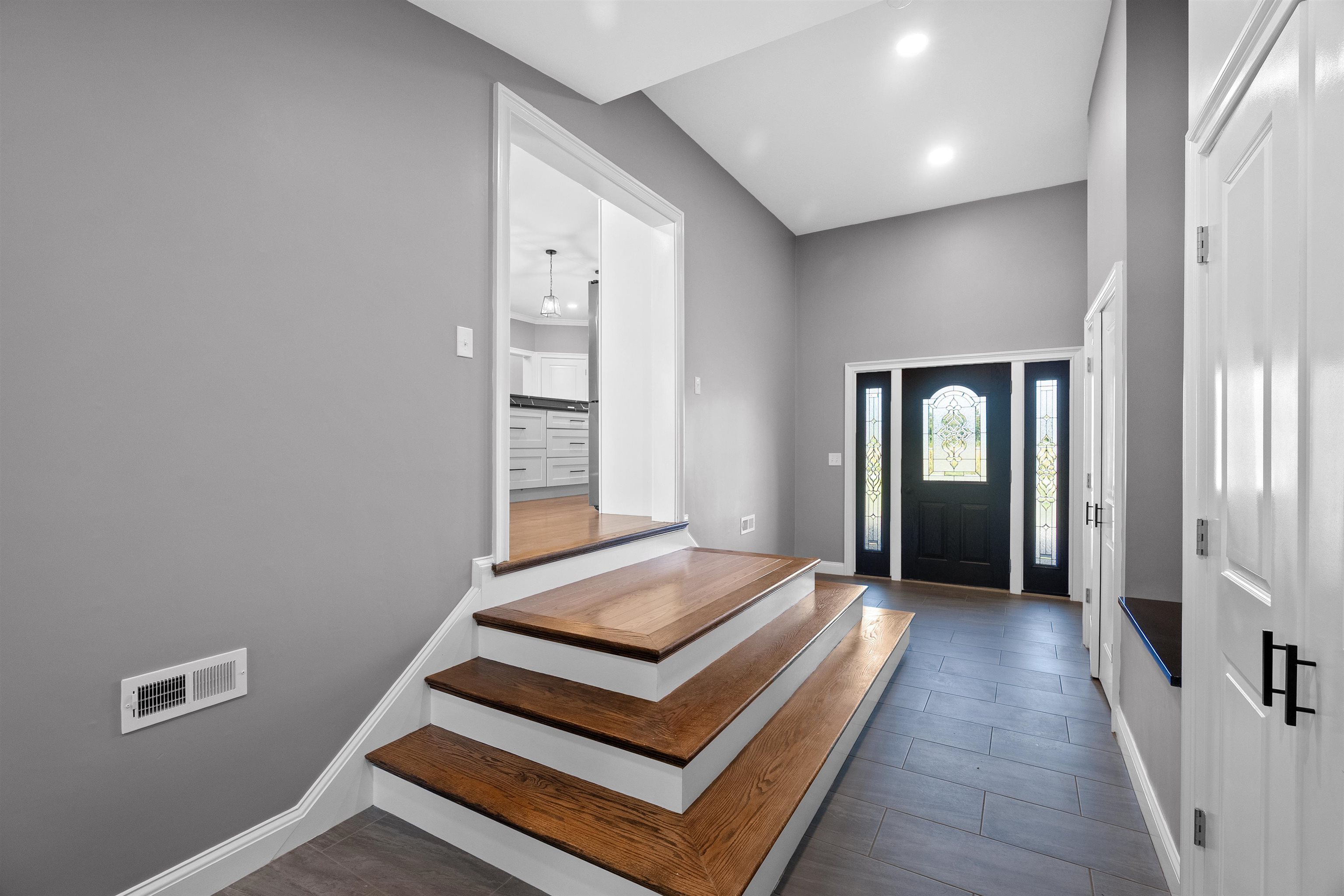 45 Hobbs Road Pelham, NH 03076 - Photo 12 of 59