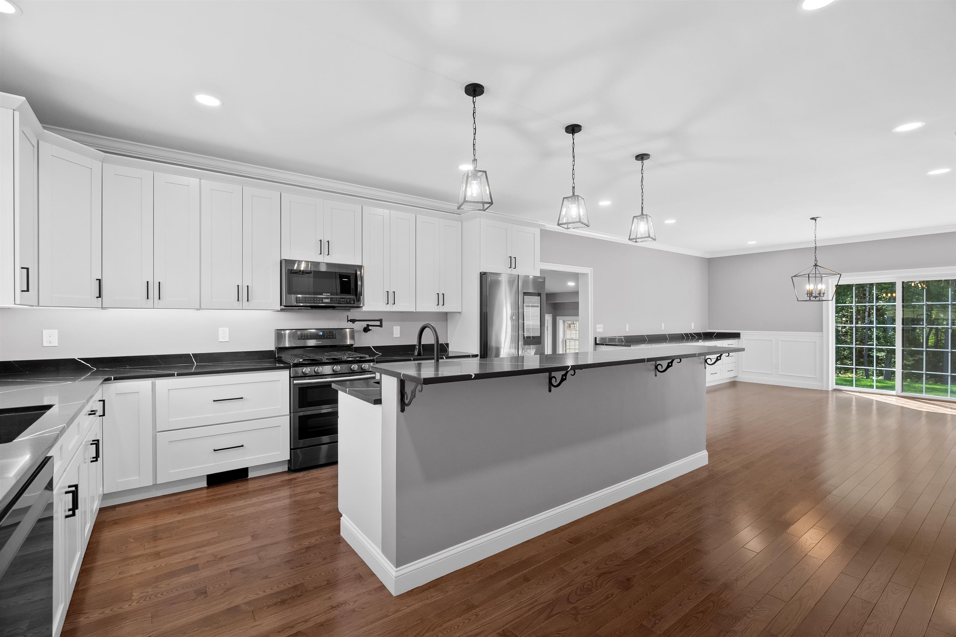 45 Hobbs Road Pelham, NH 03076 - Photo 13 of 59