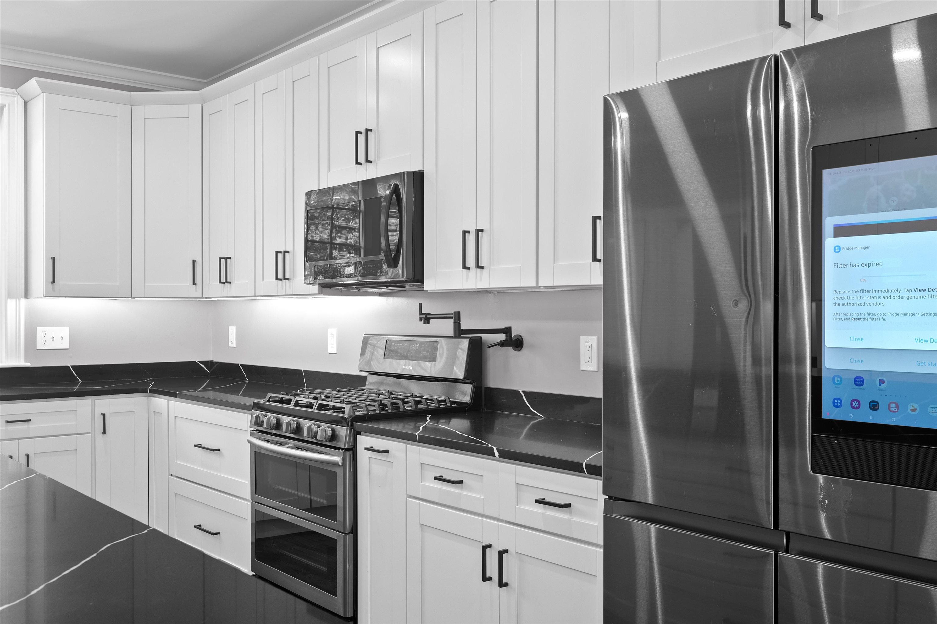 45 Hobbs Road Pelham, NH 03076 - Photo 17 of 59