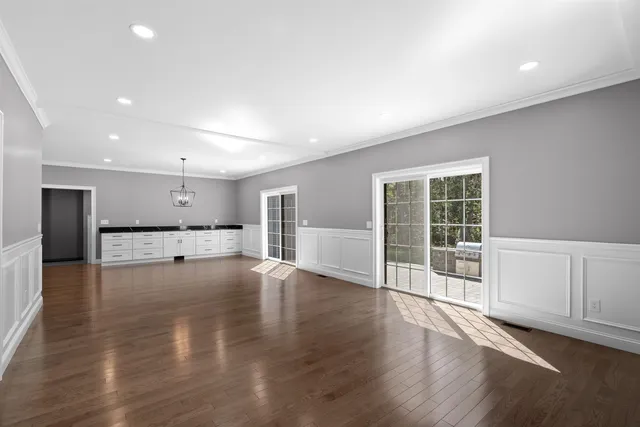 $1,350,000 | 45 Hobbs Road, Pelham, NH 03076