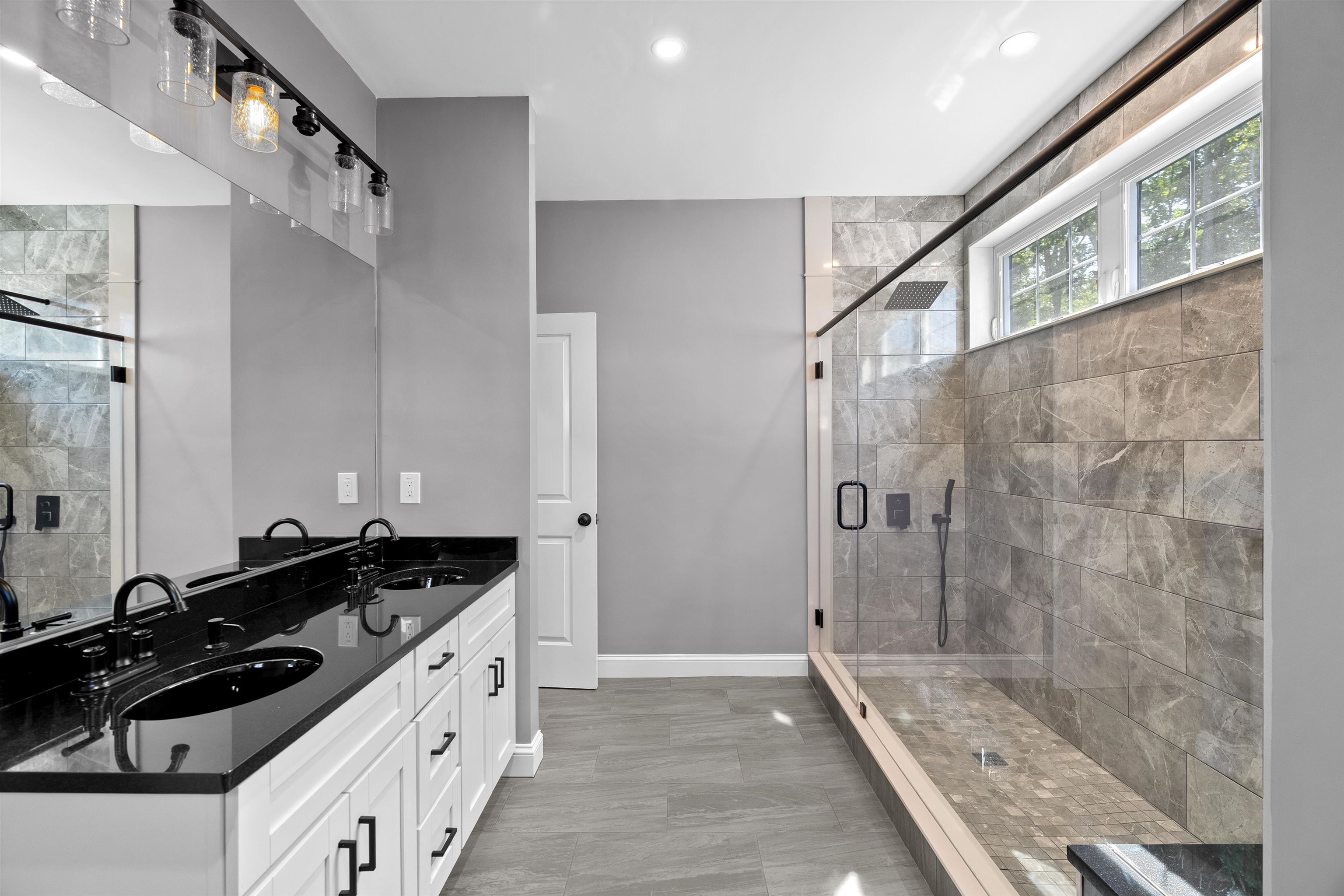 45 Hobbs Road Pelham, NH 03076 - Photo 22 of 59