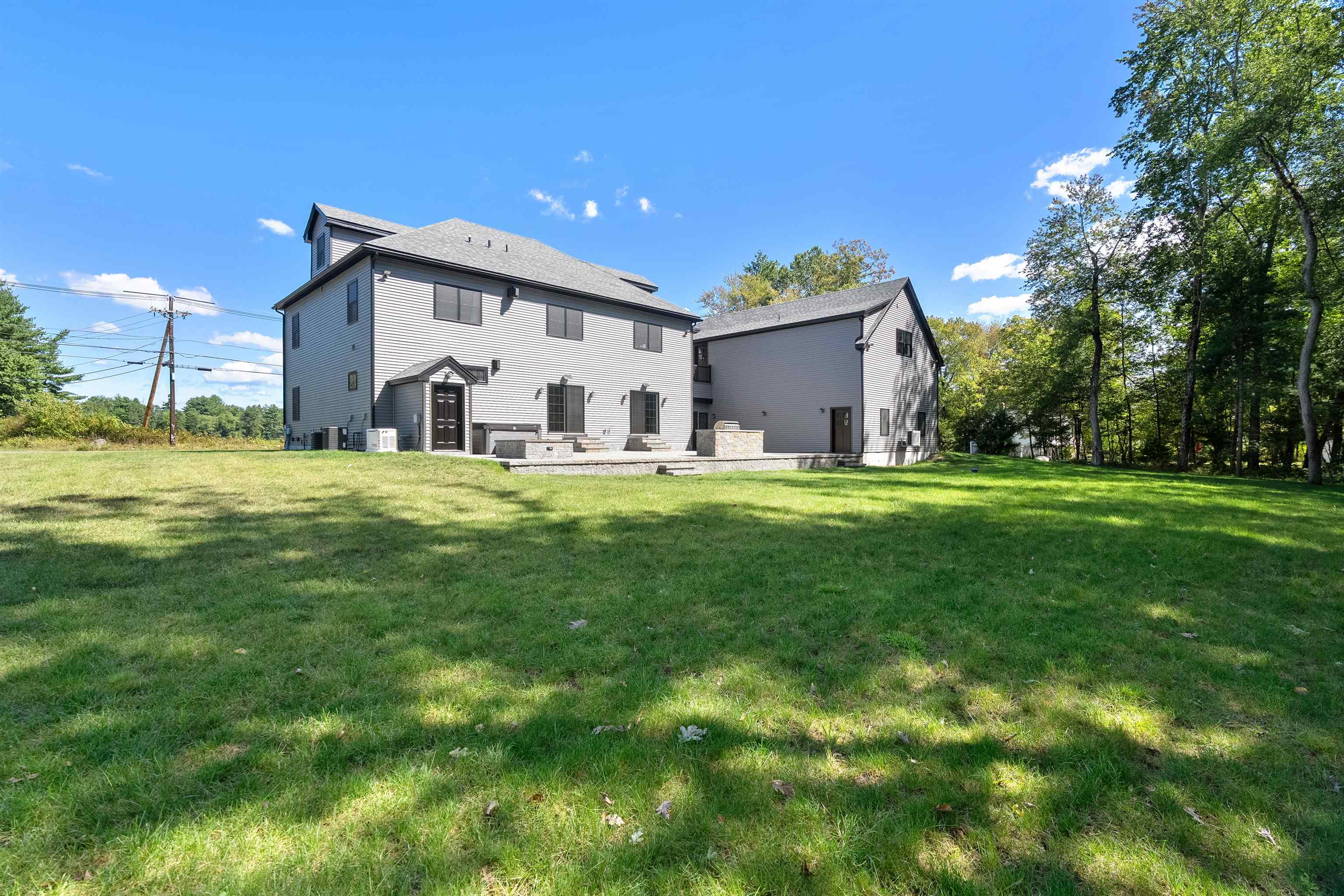 45 Hobbs Road Pelham, NH 03076 - Photo 6 of 59