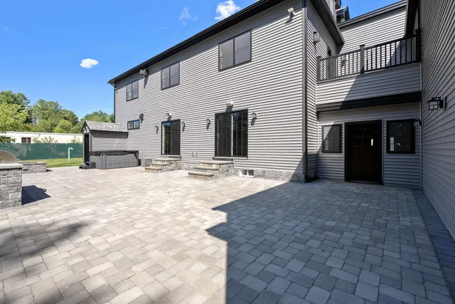 $1,350,000 | 45 Hobbs Road, Pelham, NH 03076